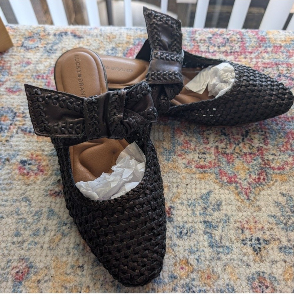 Lucky Brand Grenaldie Black Womens Leather Goth Grunge Pointed Toe Flats 8.5 NEW